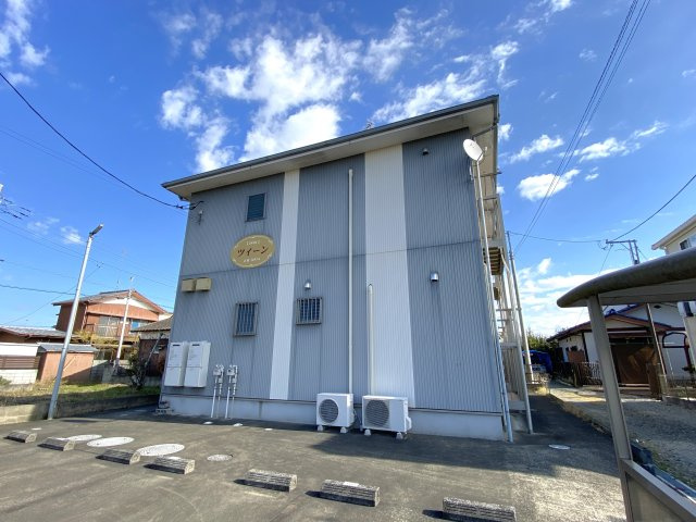 ツイーンの外観