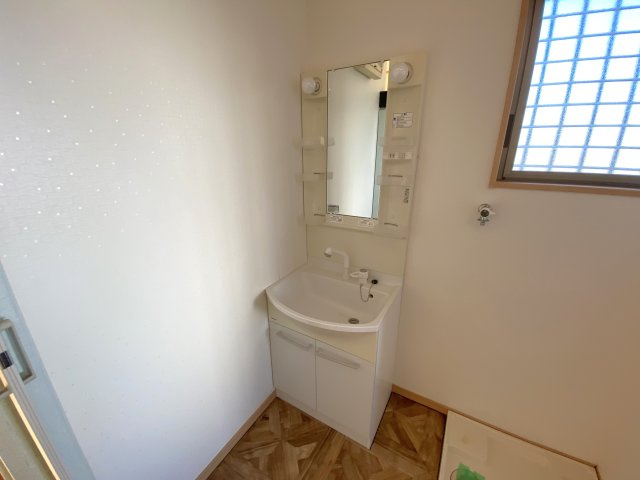 ツイーンの独立洗面台