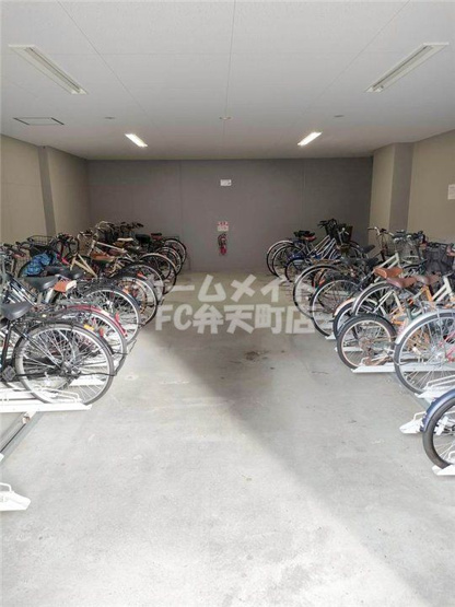 【その他共用部分】 | エスリード弁天町南 | 駐輪場