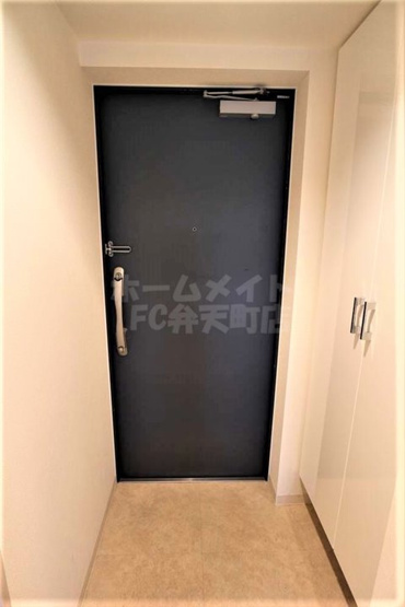 【玄関】 | エスリード弁天町南 | ゆったりとした玄関です