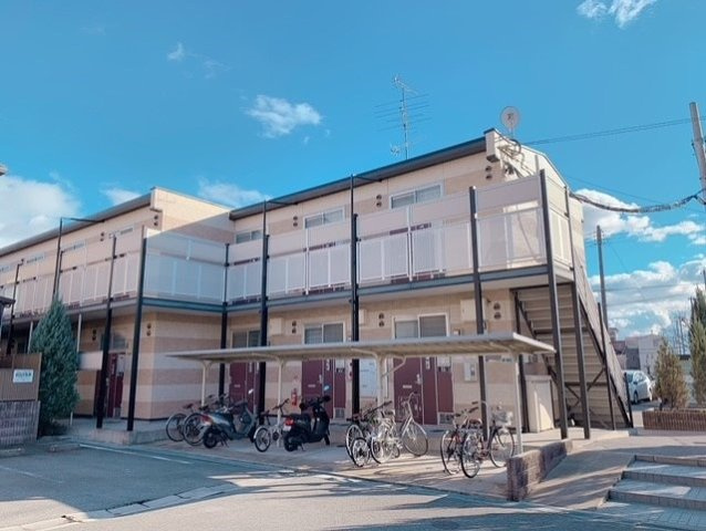 レオパレスインペリアルの外観