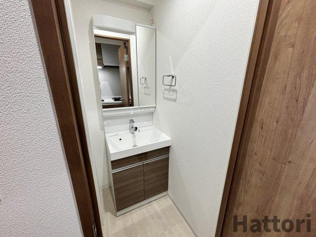 リブネスコート大阪大学前の独立洗面台