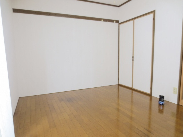 カーサヴェルデ関谷2の洋室