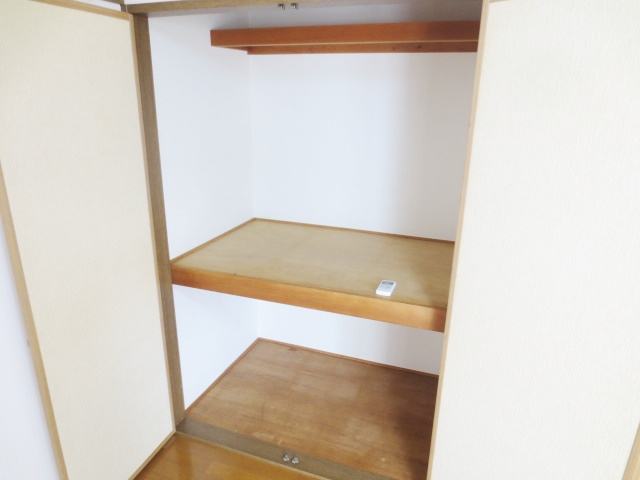 カーサヴェルデ関谷2の収納