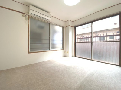 【居間・リビング】 | 佐藤ビル（東日暮里） | 日暮里の賃貸物件。
「佐藤ビル」のことなら(株)メイワ・エステートへお任せください。