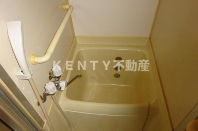 【浴室】 | メゾン大森北３ | コンパクトで使いやすいお風呂です