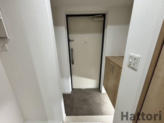 リブネスコート大阪大学前の玄関