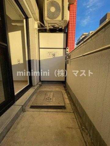 ブルービー桜川駅前のバルコニー