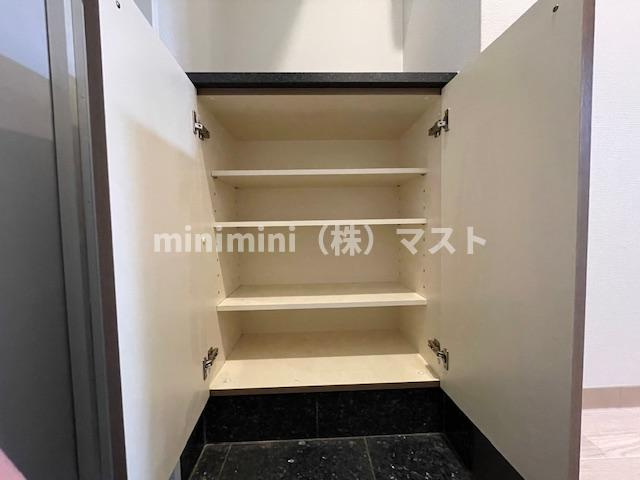 ブルービー桜川駅前の収納