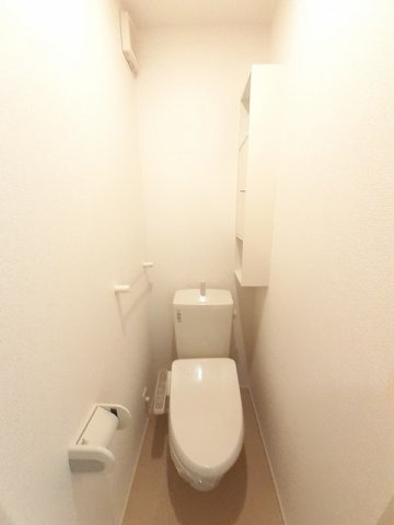 ヴィルヌーヴ１２のトイレ