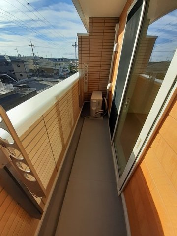 ヴィルヌーヴ１２のバルコニー