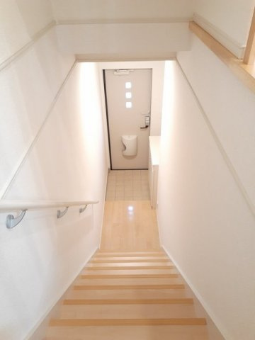 ヴィルヌーヴ１２の玄関