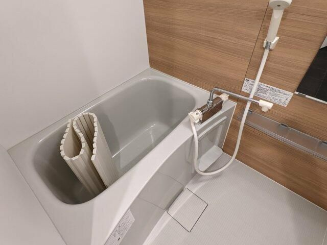 アレーロ西早稲田の浴室