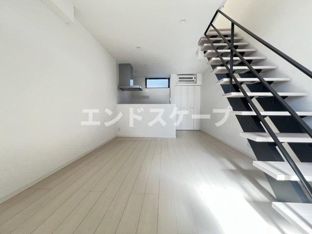 SQUARE PITⅡの居間・リビング|高崎、前橋のお部屋探しはエンドスケープまで！お客様の理想お聞かせ下さい♪