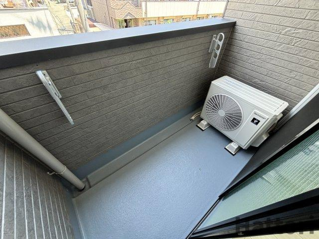 アンジュレジデンス石橋のバルコニー