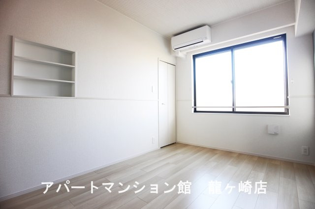 クレスト　ヒルの寝室