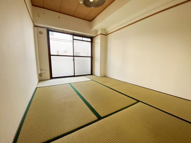 メゾングランルマーニュの和室