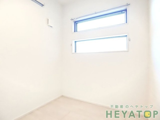 【内装】 | 洋室３帖（同仕様写真）