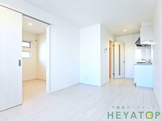 【居間・リビング】 | ＬＤＫ９.２帖（同仕様写真）