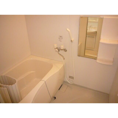 【浴室】 | グリーンエイト野方 | 浴室乾燥機付きバス。