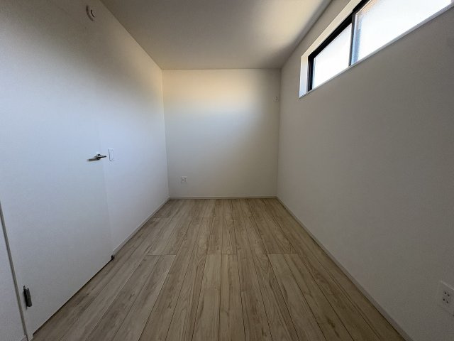 【子供部屋】 | 糟屋郡志免町片峰4丁目4期　1号棟（全2棟）【仲介手数料無料・0円】 | 施工例。施工例は完成時と異なる場合があります。