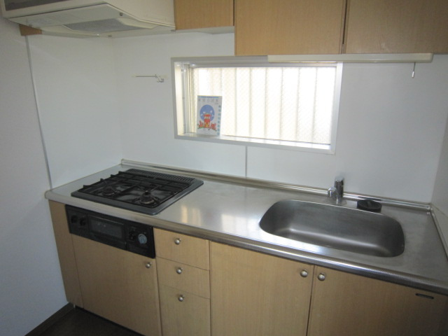 小金井市梶野町５丁目の賃貸マンションのキッチン