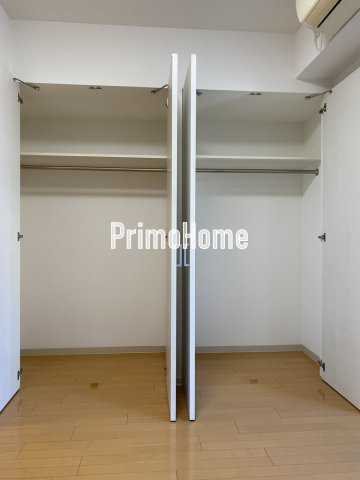 EPIC Higashi Nihonbashi Residenceの収納