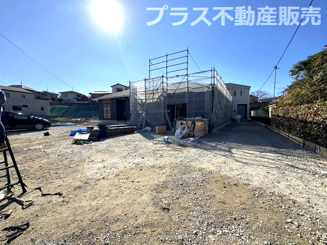 【外観】 | 糟屋郡須恵町新原第5　1号棟（全3棟）【仲介手数料無料・0円】 | 現地写真。プラス不動産販売なら、現場の全ての棟をまとめてご見学頂けます。