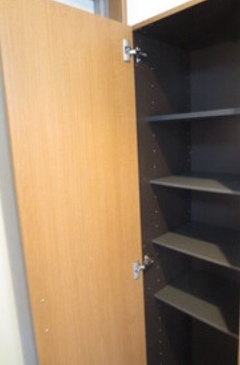 シティ米若の玄関