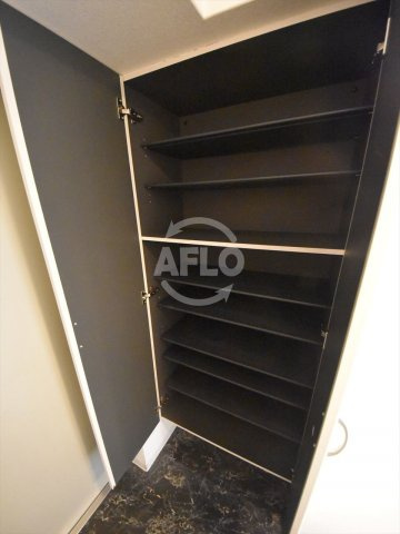 ラフィーネレジデンスの収納|ラフィーネレジデンス　シューズボックス