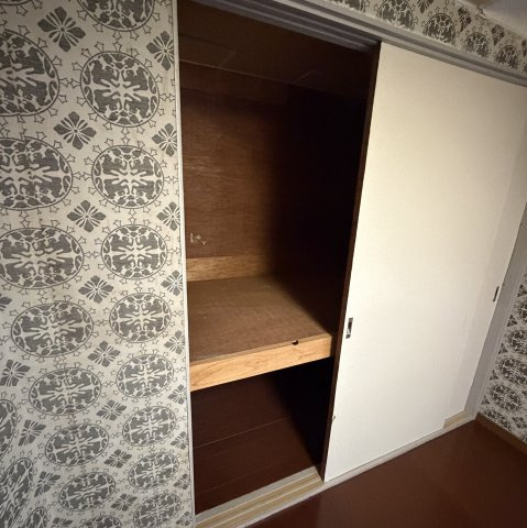 登別市桜木町2丁目14-4戸建の収納