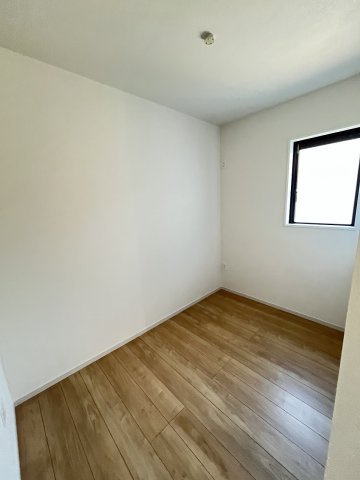 【子供部屋】 | 糟屋郡志免町片峰4丁目4期　2号棟（全2棟）【仲介手数料無料・0円】 | 現地写真。