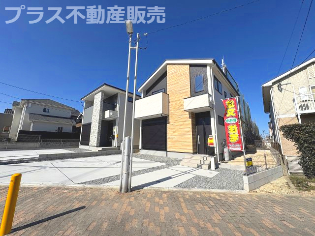 【外観】 | 糟屋郡志免町片峰4丁目4期　2号棟（全2棟）【仲介手数料無料・0円】 | 現地写真。プラス不動産販売なら、現場の全ての棟をまとめてご見学頂けます。