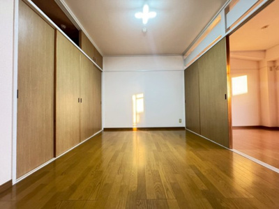 【洋室】 | GREEN PARK SIDE