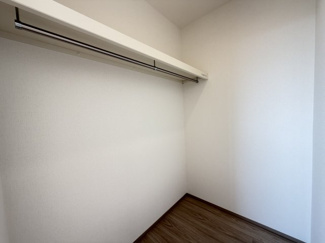 【収納】 | 読谷村大湾（限定1棟） | A号棟　洋室6.75帖＋WIC付き♪