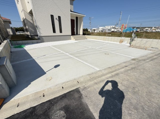 【駐車場】 | 読谷村大湾（限定1棟） | A号棟　並列駐車3台可♪