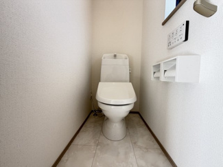 【トイレ】 | 読谷村大湾（限定1棟） | A号棟　温水洗浄便座♪