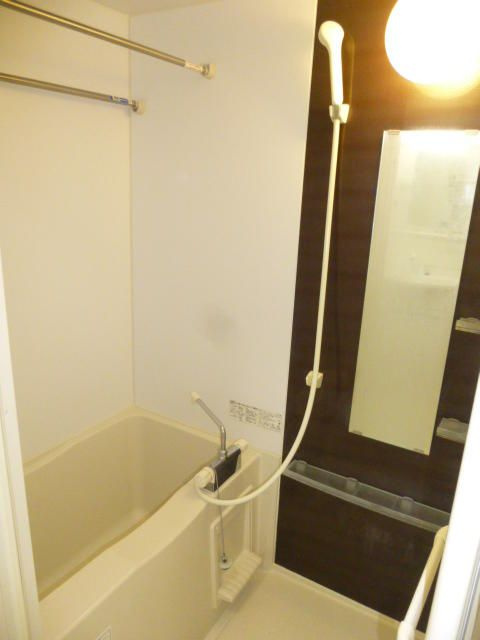 アイル秋葉原ＮＯＲＴＨ弐番館の浴室