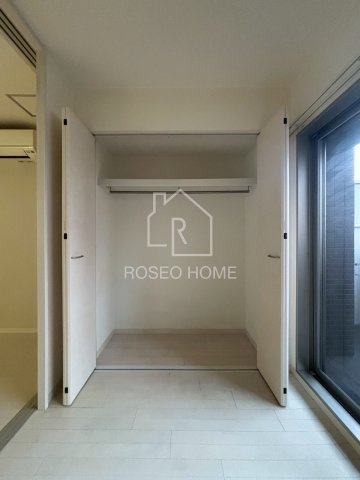 エス・キュート南森町の収納