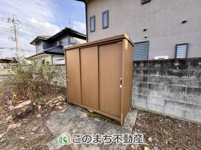 大田原市浅香３丁目中古戸建の設備|庭先には大きな物置がございます。