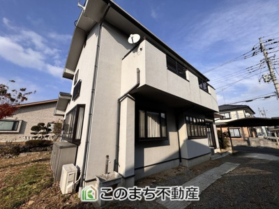 【外観】 | 大田原市浅香３丁目中古戸建 | 本日ご内覧できます(*^^*)
お電話でのお問合せが非常にスムーズです！
現地直接集合のお待ち合わせも大丈夫です！
お気軽にお問合せ下さい(^^)/