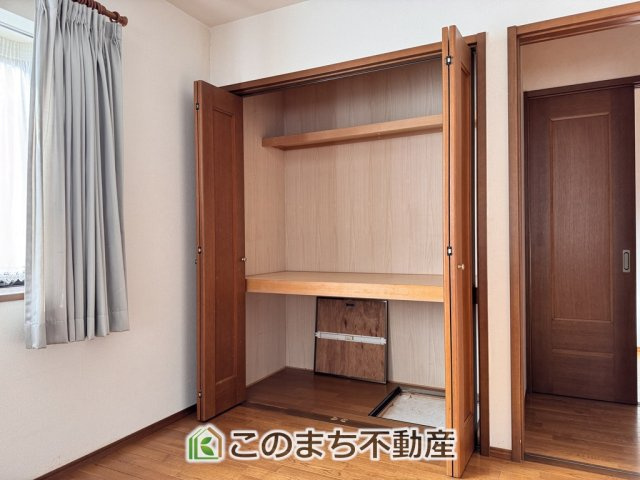 大田原市浅香３丁目中古戸建の収納|各居室に収納付で住みやすさにこだわっています♪