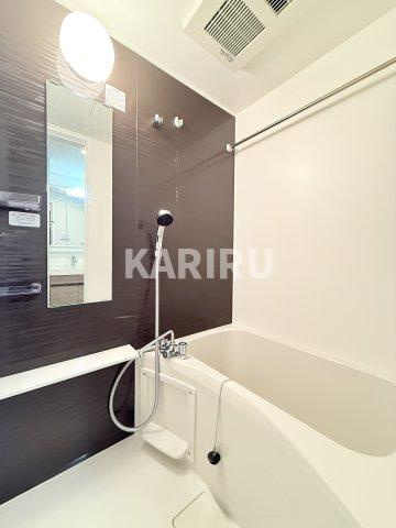 ファーストフィオーレ玉造グレイスの浴室