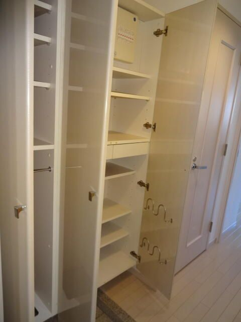 ダイナシティ田端の玄関