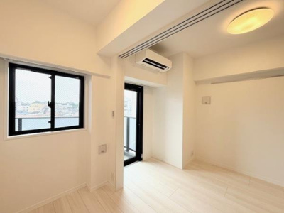 【居間・リビング】 | アジールコート町屋 | 町屋の賃貸物件。
「アジールコート町屋」のことなら(株)メイワ・エステートへお任せください。