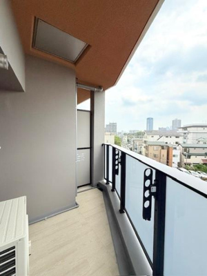 【居間・リビング】 | アジールコート町屋 | 町屋の賃貸物件。
「アジールコート町屋」のことなら(株)メイワ・エステートへお任せください。