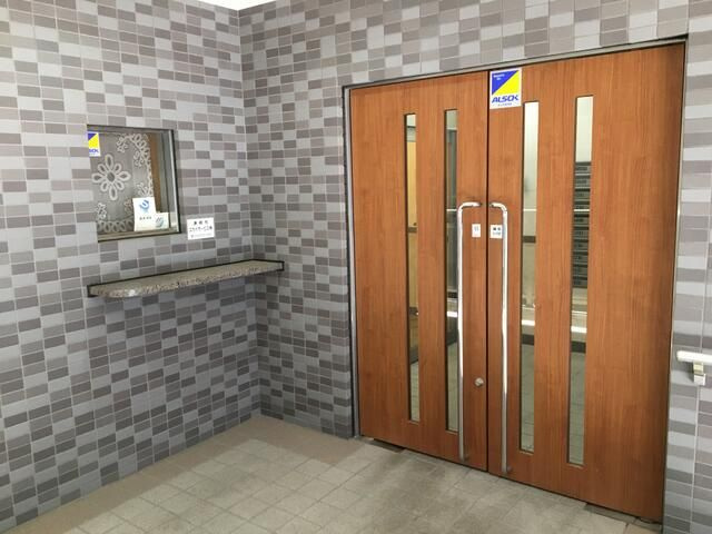 スカイコート本郷東大前第２のエントランス