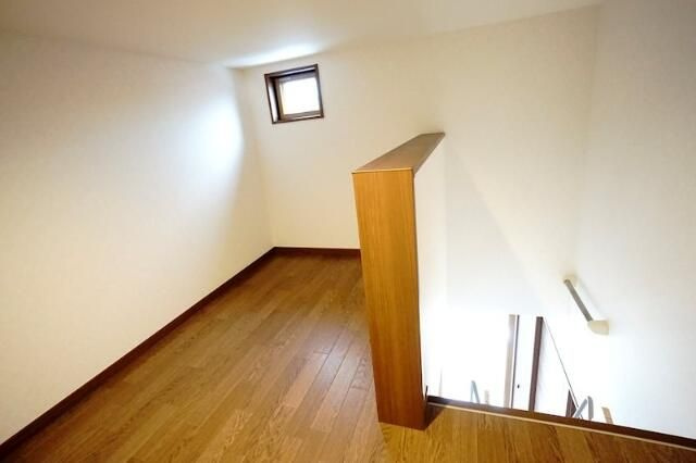 グレーシアの寝室