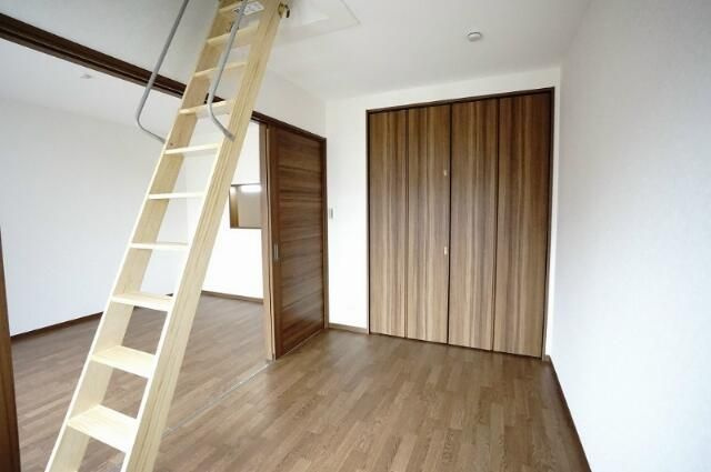 グレーシアの寝室