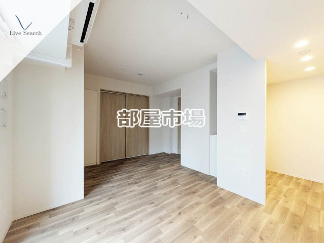 ASMACI MAISON両国Ⅰの居間・リビング